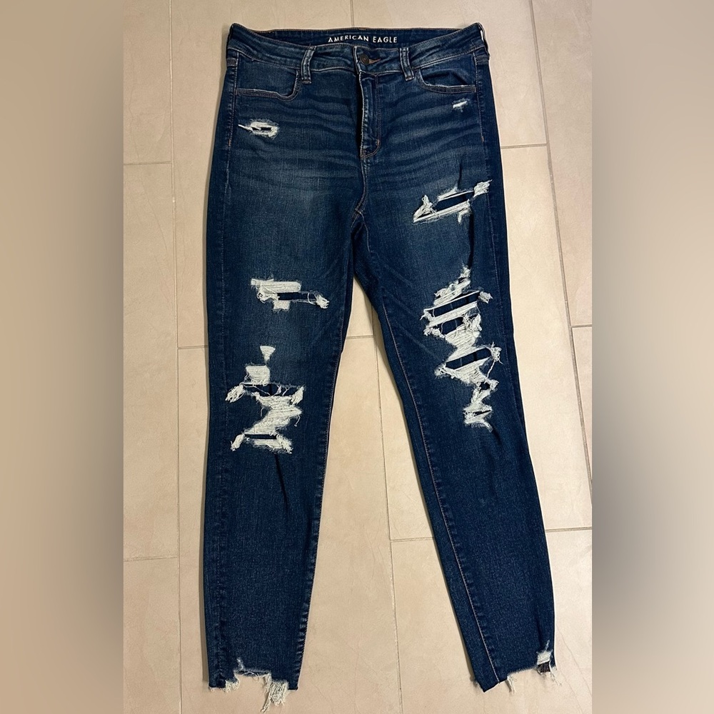 American Eagle - Size 14 - Distressed Skinny Jean